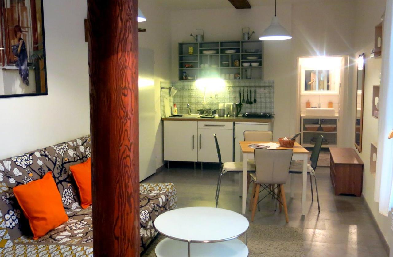 Magnificent Apartment In The Center Of Praga Exterior foto